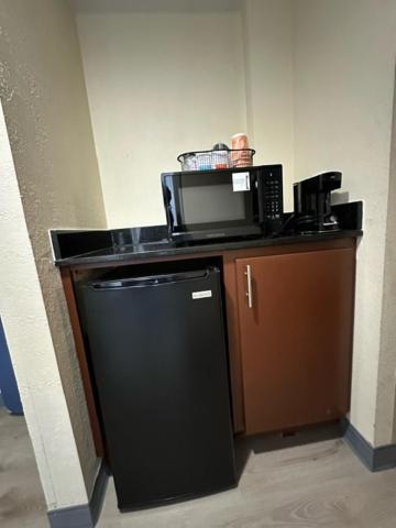 Comfort Inn Коньєрс Екстер'єр фото
